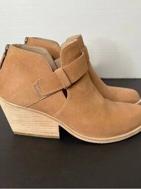 EILEEN FISHER Ives Nubuck Tan Leather Cutout Ankle Booties Stacked Heel 7.5